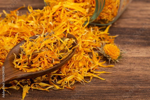 Принти на полотні Caléndula officinalis Hierba Asterácea - Dried calendula flowers