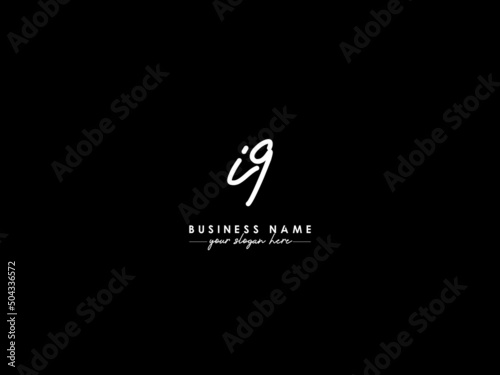 Creative IQ Signature Logo, Signature Iq qi Letter Logo Icon Vector For a Modern Business