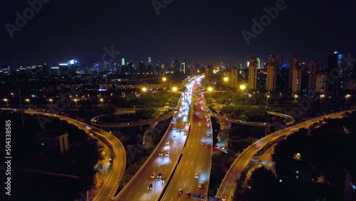 Wallpaper Mural traffic on highway at night Torontodigital.ca