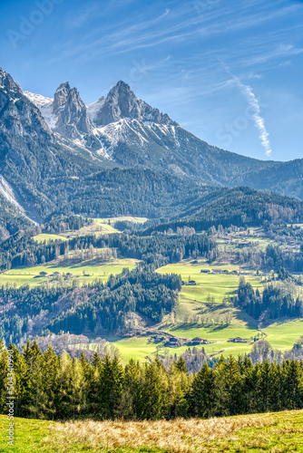 Dachstein Mountains, Eastern Austrian Alps © mehdi33300