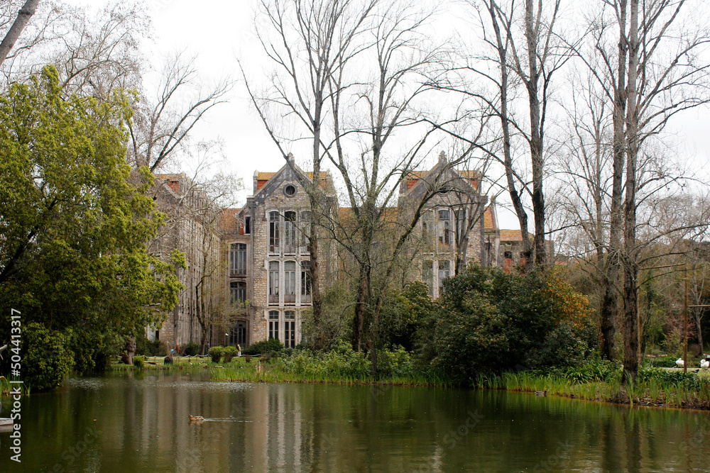 Fototapeta premium Caldas da Rainha Park with big houses