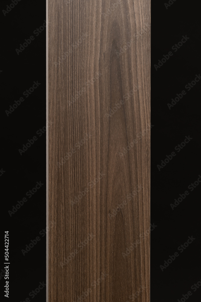 Naklejka premium Porcelain stoneware tile designed in the form of a tree on a dark gray background
