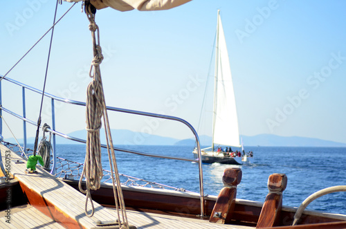 sailboat parts on sea with sunny day