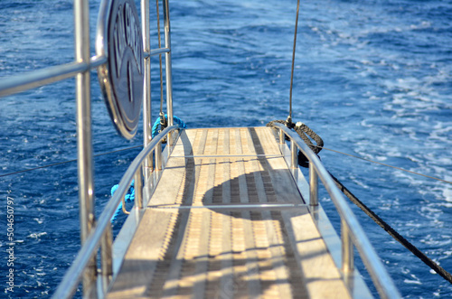 sailboat parts on sea with sunny day