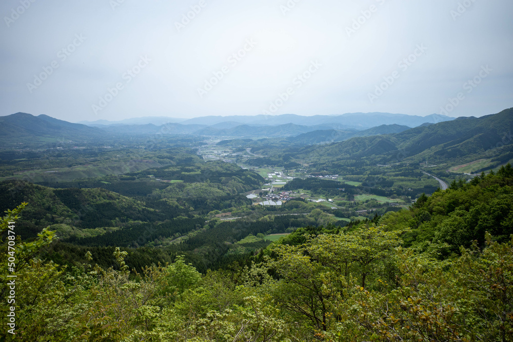 日本の岡山県真庭市の蒜山高原の美しい風景