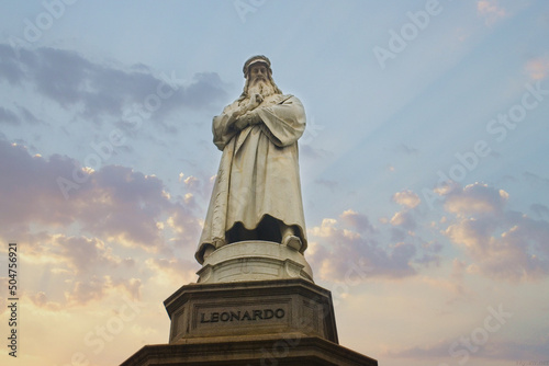 Monument to Leonardo Da Vinci at Piazza della Scala in Milan photo