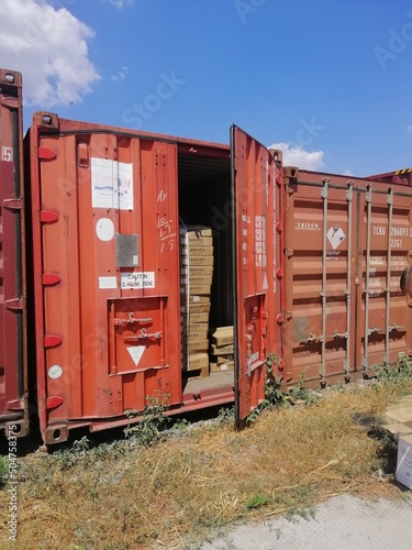 containers in the port