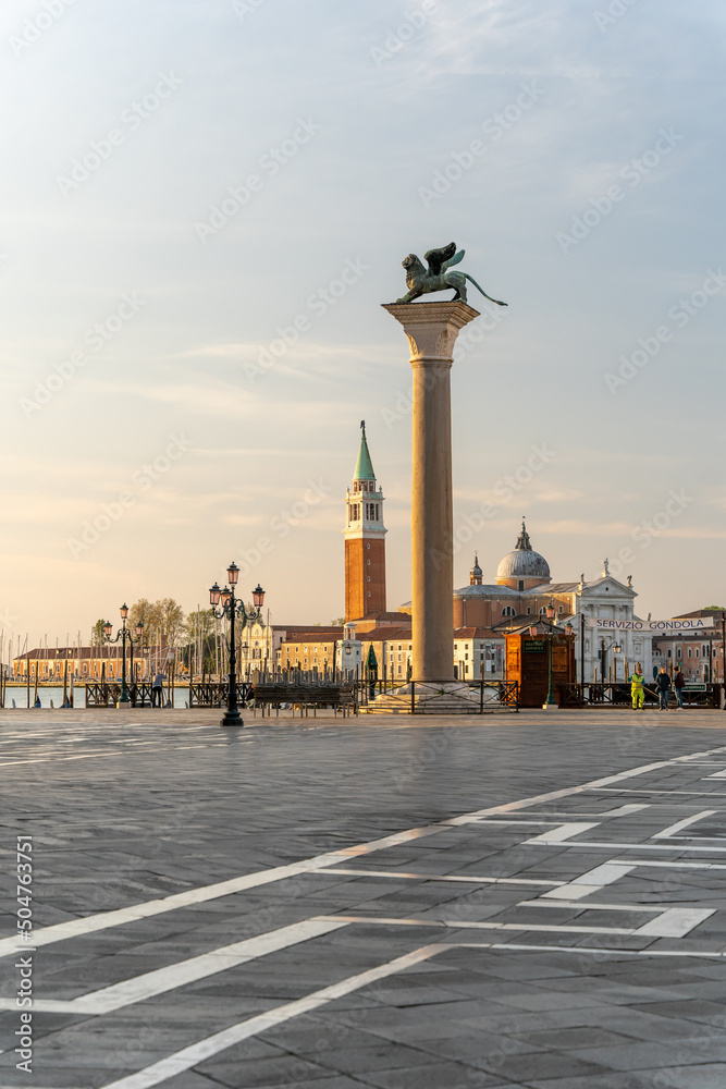 Fototapeta premium venice old square