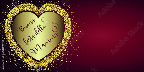 biglietto o striscione per una felice festa della mamma in bordeaux con cuore color oro e glitter tutt'intorno su uno sfondo bordeaux sfumato