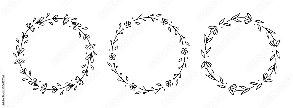 Obraz premium Set of spring floral wreaths isolated on white background. Round frames with flowers. Vector hand-drawn illustration in doodle style. Perfect for cards, invitations, decorations, logo, various designs