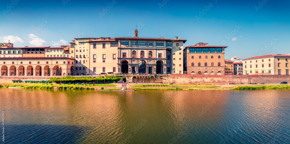 Exciting spring cityscape of Florence with Old Palace (Palazzo Vecchio or Palazzo della Signoria) on background. Impressive morning scene of Italy, Europe. Traveling concept background.