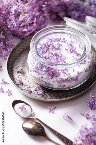 Making homemade lilac sugar