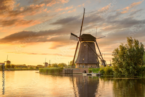  Windmills of Kinderdijk at sunset, The Netherlands 