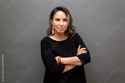 Fotografie portrait of middle aged business woman with confident and empowered attitude