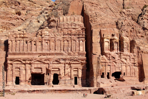 Εκτύπωση καμβά Corinthian tomb and palace tomb, the royal tombs, Petra, Jordan