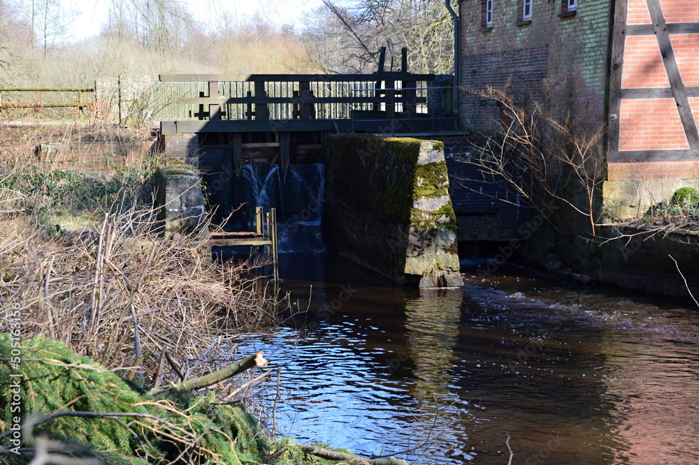 Historische Wasser Mühle am Fluss Lehrde im Dorf Stellichte, Niedersachsen