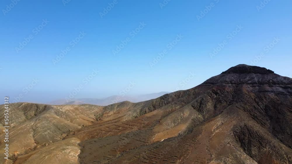 Drohen 4k Fuerteventura Gebirge um Montaña Cardón
Drohen 4k Fuerteventura Gebirge um Montaña Cardón