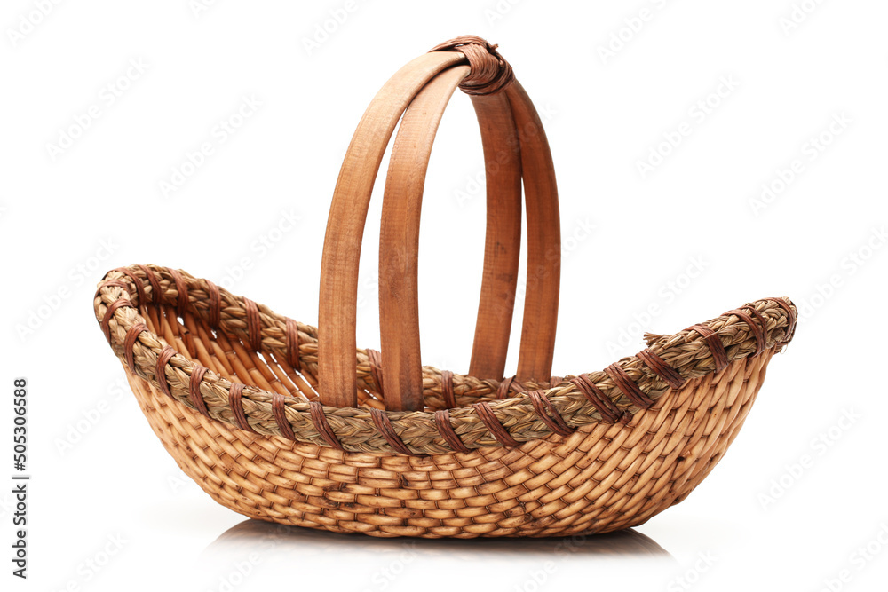 Obraz premium empty basket on white background