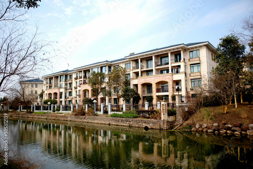houses on the river