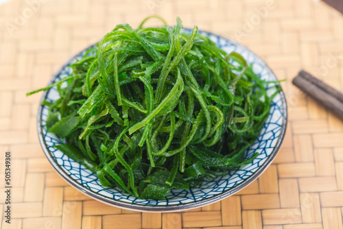 Asian Sea Food Green Compressed Kelp Silk
