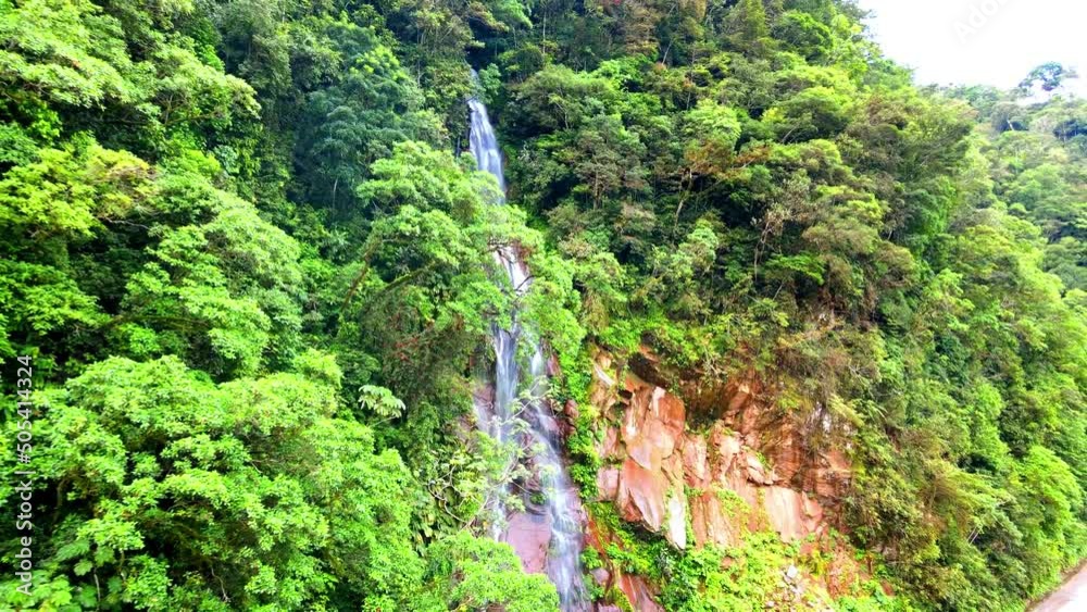 The best of Peru: Shower of the Devil in Ucayali - Padre Abad 