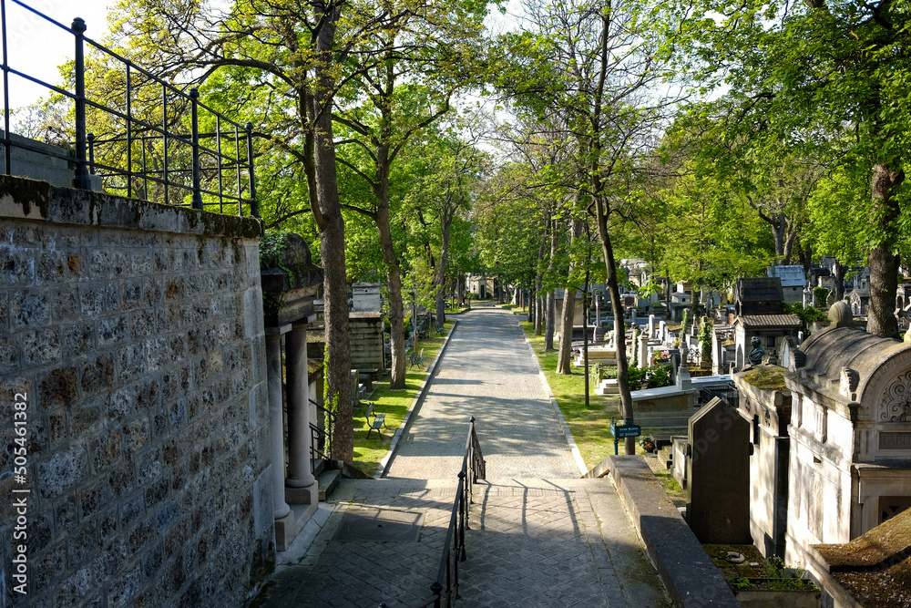 Peaceful cemetery park in Paris