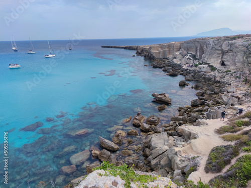 panorami mozzafiato dell'isola di Favignana (Tr) photo