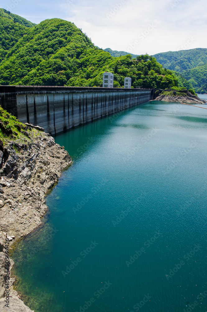 水道専用ダムで日本一を誇る小河内ダム