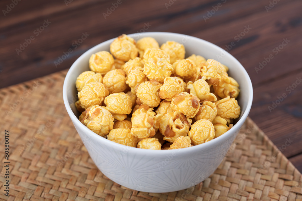 Creamy Popcorn in a Bowl