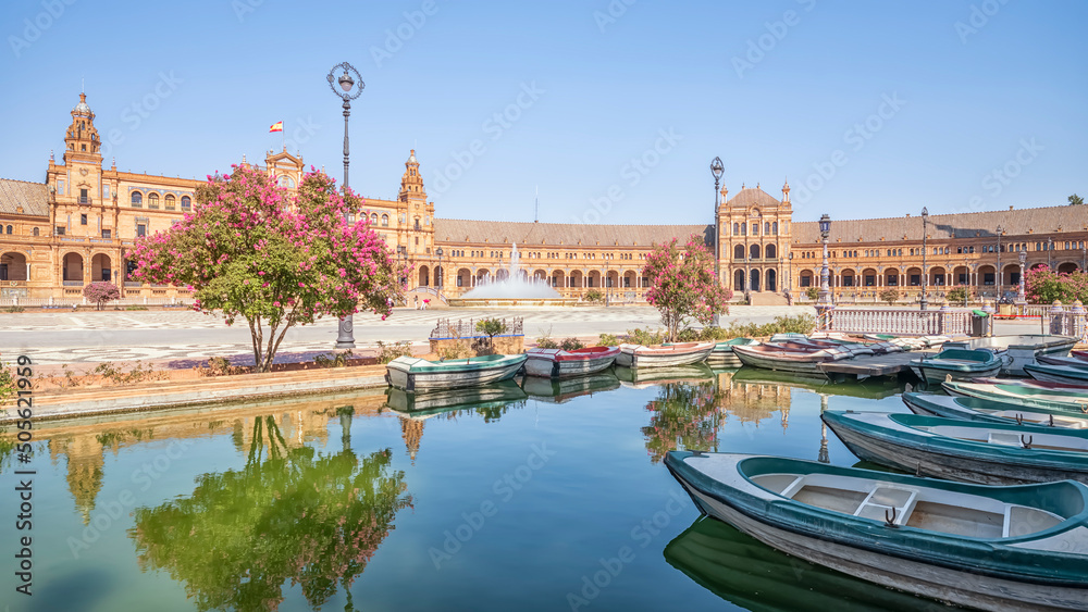 Fototapeta premium Plaza de Espana in Seville, Andalusia, Spain