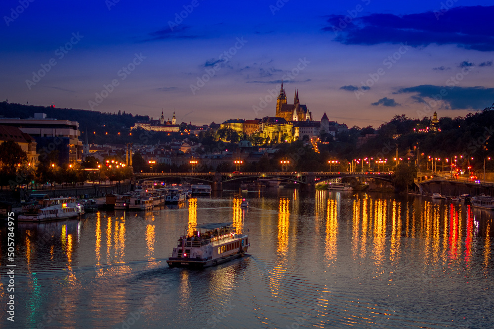 Obraz na plátně Prague by night