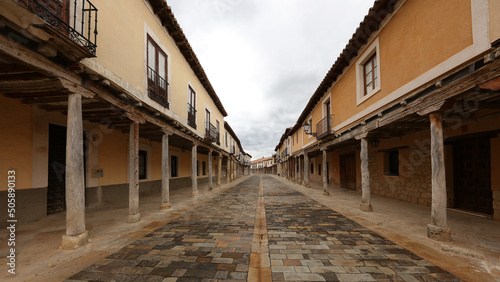 Soportales de Ampudia, Palencia, Castilla y León, España