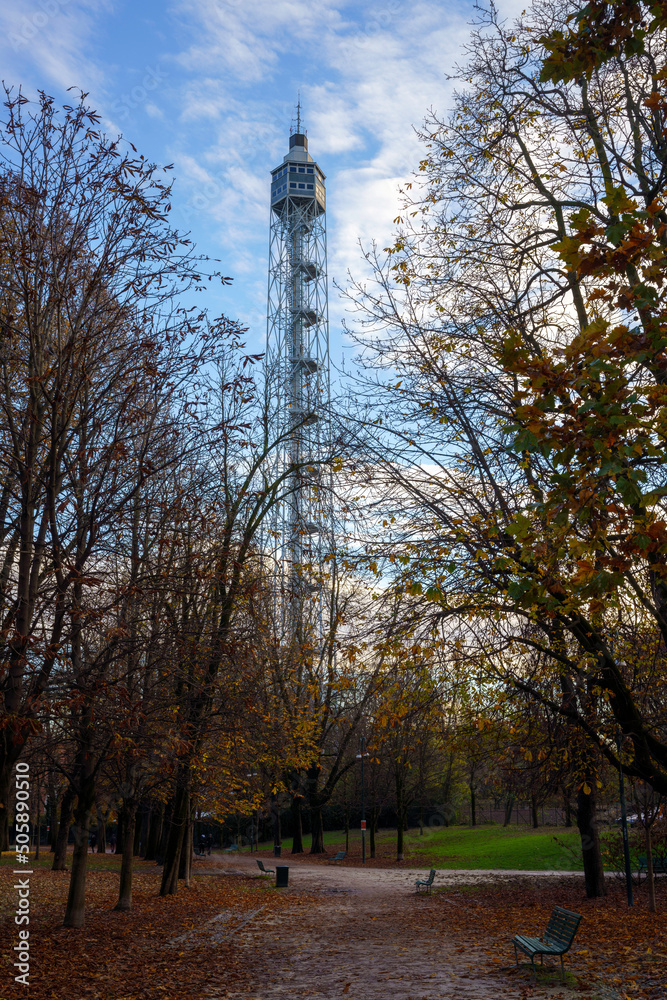 Obraz premium Sempione park in Milan at November
