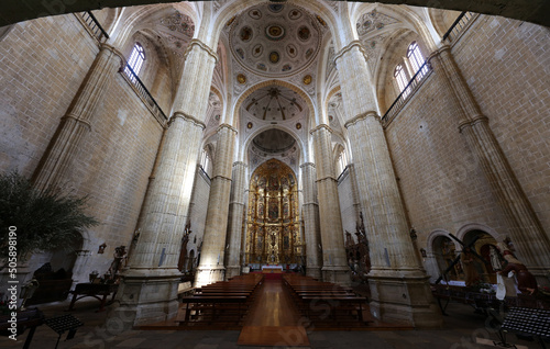 Iglesia de Santiago Apostol, Medina de Rioseco, Valladolid, Castilla y León, España photo