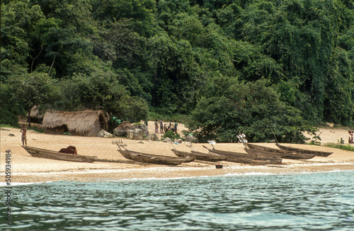 Pêcheurs, Lac Tanganyika, Parc national de Gombe, Tanzanie photo