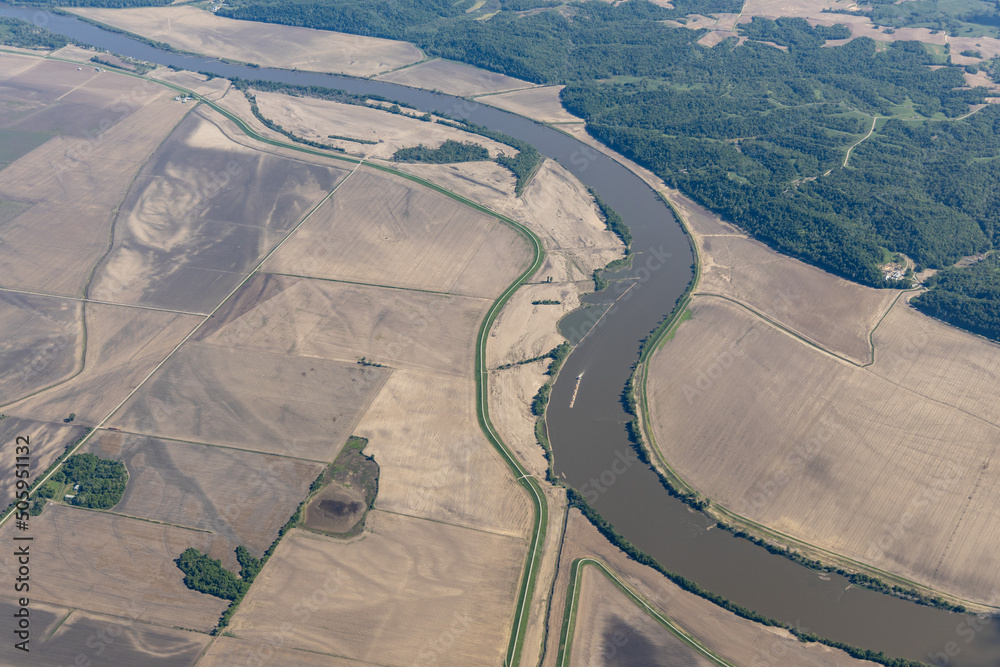 Ταπετσαρία Aerial View of Barge on Missouri River
