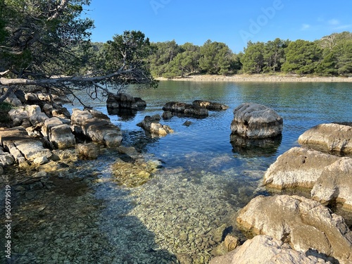 Tableau sur toile Rocky coast of the island of Čiovo in central Dalmatia, Croatia