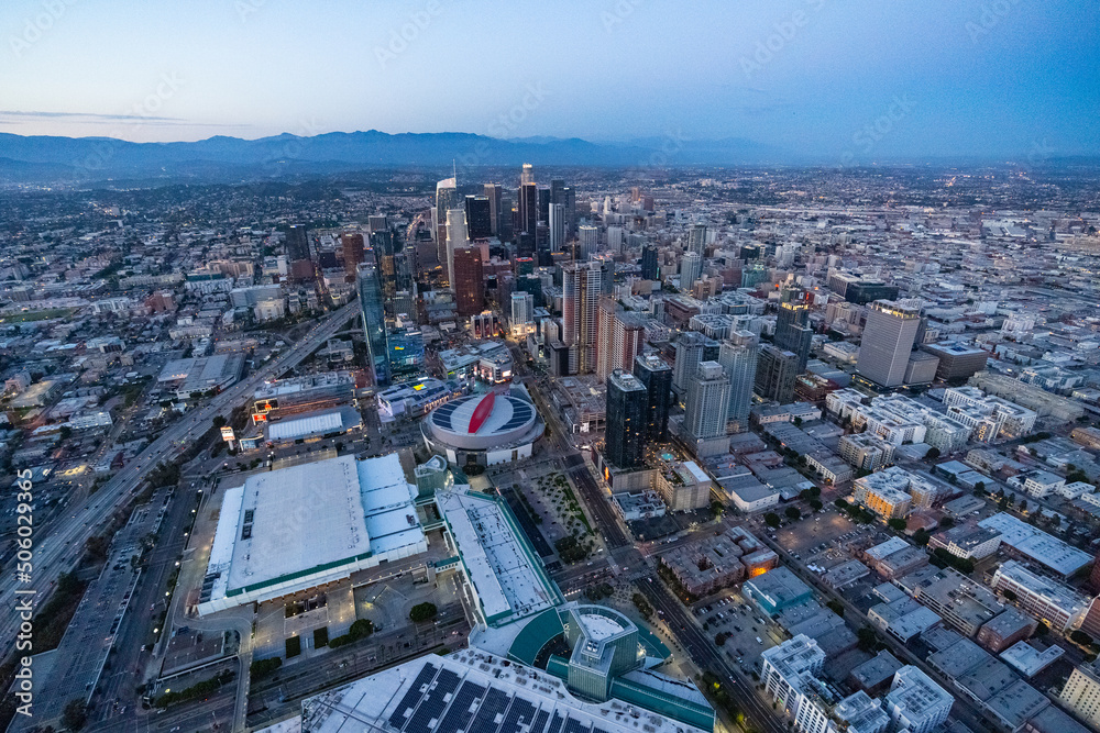 Obraz premium The downtown Los Angeles California USA during the blue hour