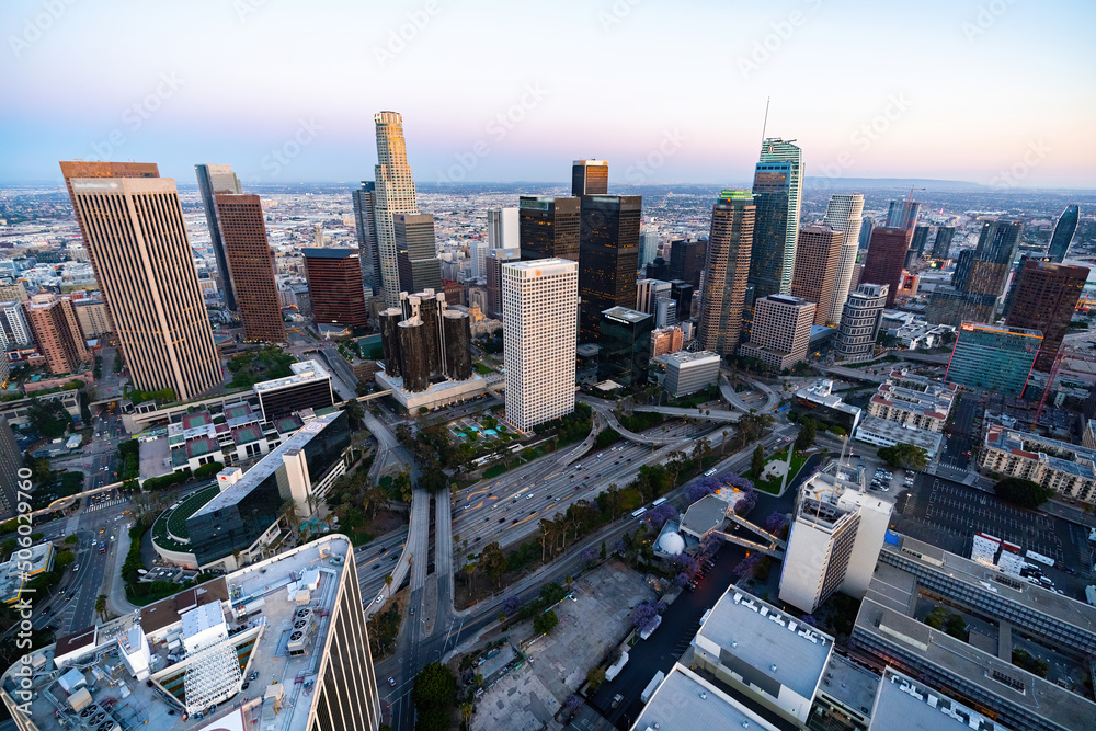 Fototapeta premium The Los Angeles financial district after the sunset
