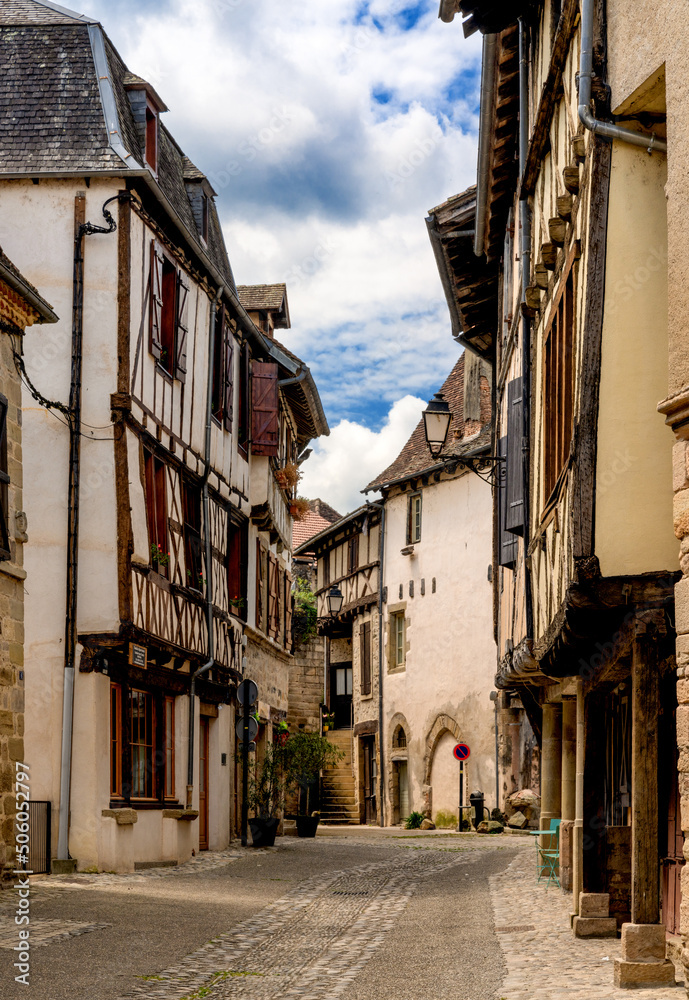 narrow street in the historic fortified town center of Beaulieu-sur-Dordogne