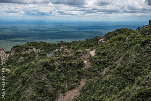 Zona Montañosa en un dia nublado