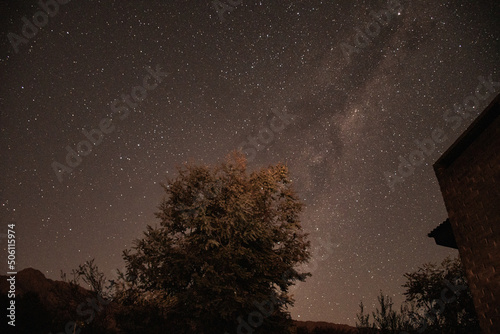 Noche estrellada con la via lactea photo