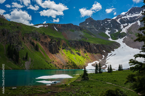 Fototapeta Naklejka Na Ścianę i Meble -  hiking in the mountains