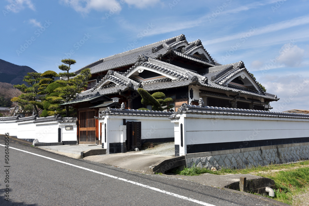 笛吹神社　門前の民家　奈良県葛城市