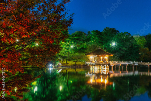 秋の奈良公園 浮見堂 長時間露光(奈良県奈良市)