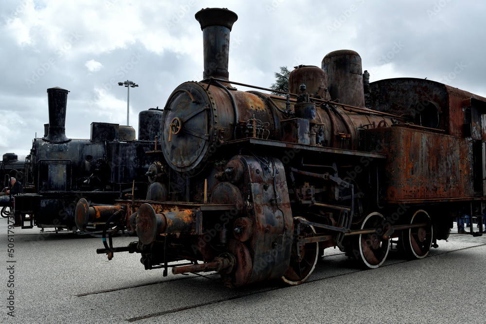 train on the railway train on the railway