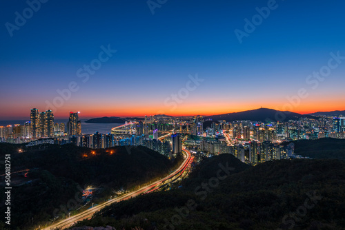 부산 약수암 야경