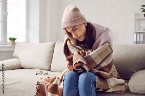 Fotografie, Obraz It's cold in the house in winter
