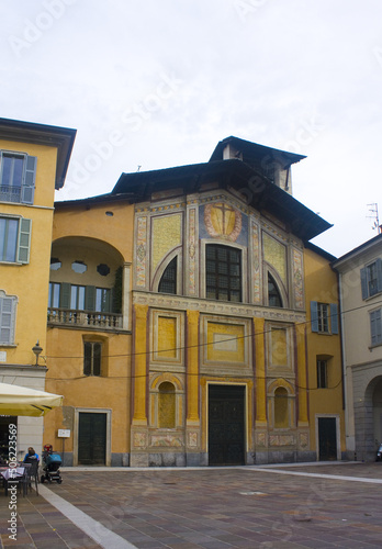 Church of San Giacomo at Piazza Guido Grimoldi in Como, Italy