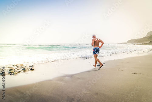 Elderly healthy people lifestyle and sport concept © neirfy